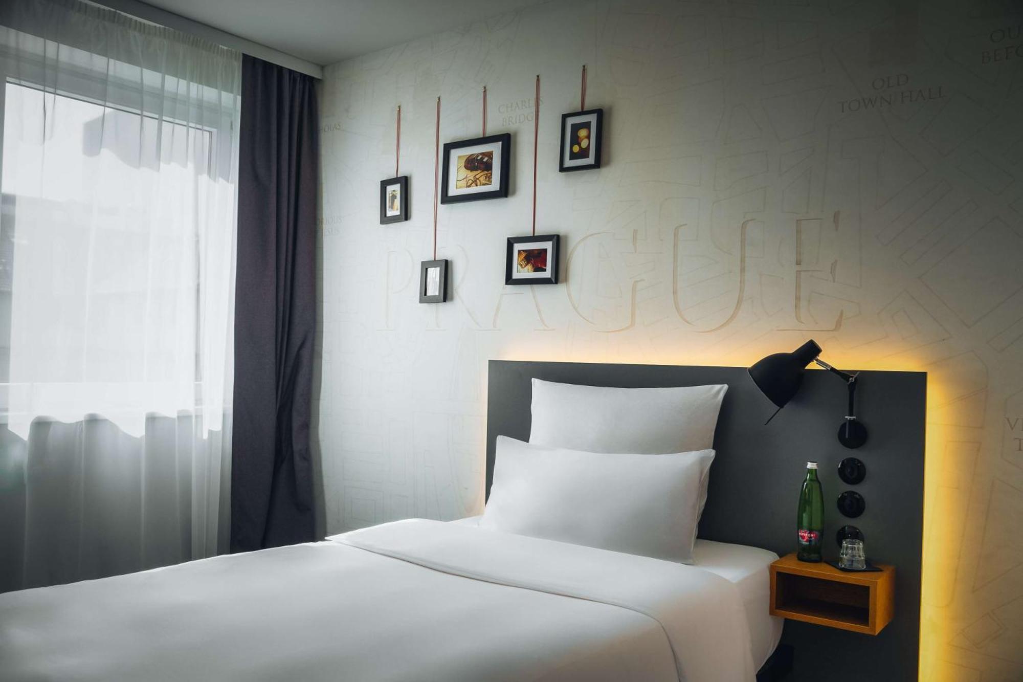 Pentahotel Prague Exterior photo