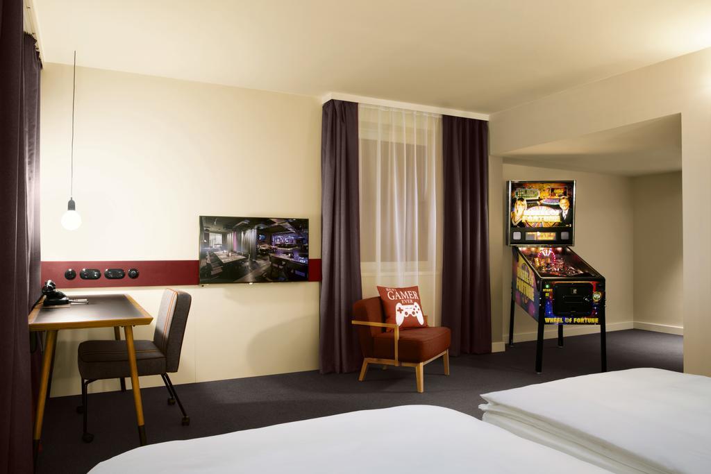 Pentahotel Prague Exterior photo